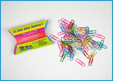 SCATOLINA OVALE CON GRAFFETTE COLORATE